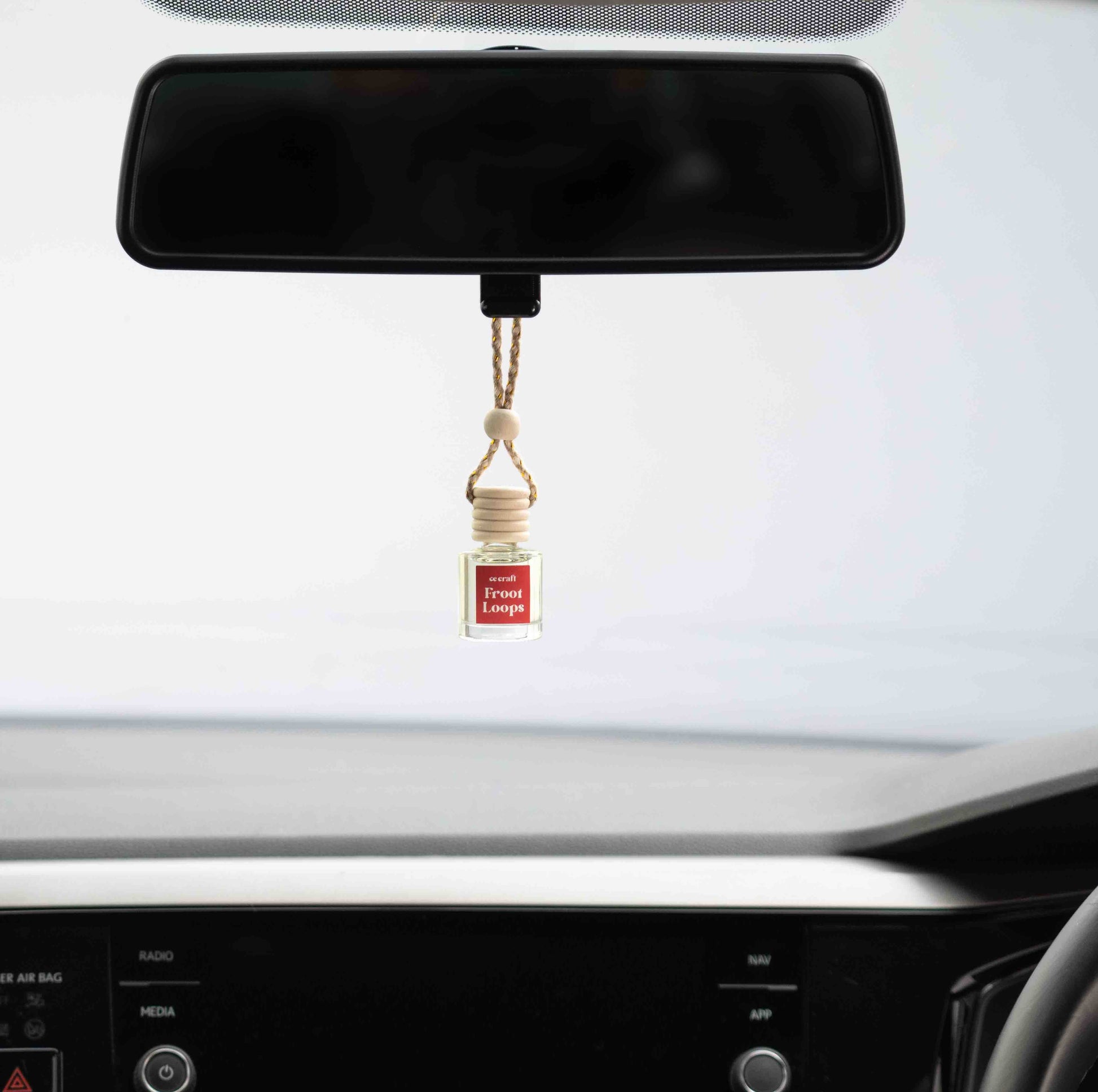 Hanging Car Essential Oil Diffuser Car Air Freshener - Vibrant Scents